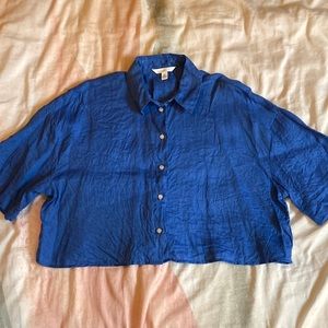 H&M cobalt blue cropped linen button down
